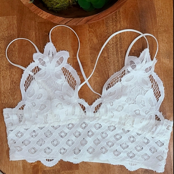 Other - White Lacy Bralette